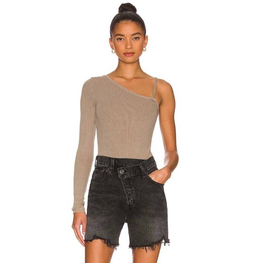 AGOLDE Mika One Shoulder Ribbed Knit Bodysuit Taupe Long Sleeve Snap Bottom XS‎
